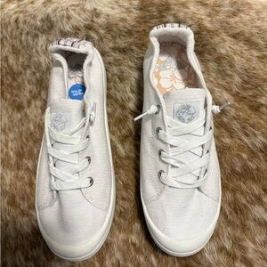 Roxy White Sneakers for Women